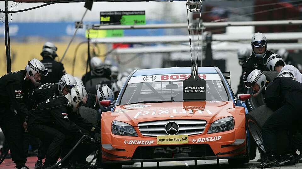 Mathias Lauda freute sich über ein gut ausbalanciertes Auto., Foto: DTM