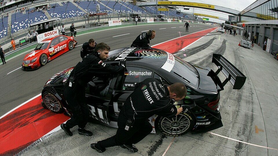 Ralf Schumacher kommt voran., Foto: Sutton