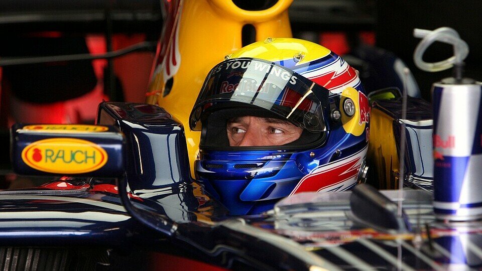 Mark Webber bleibt bei Red Bull, Foto: Sutton