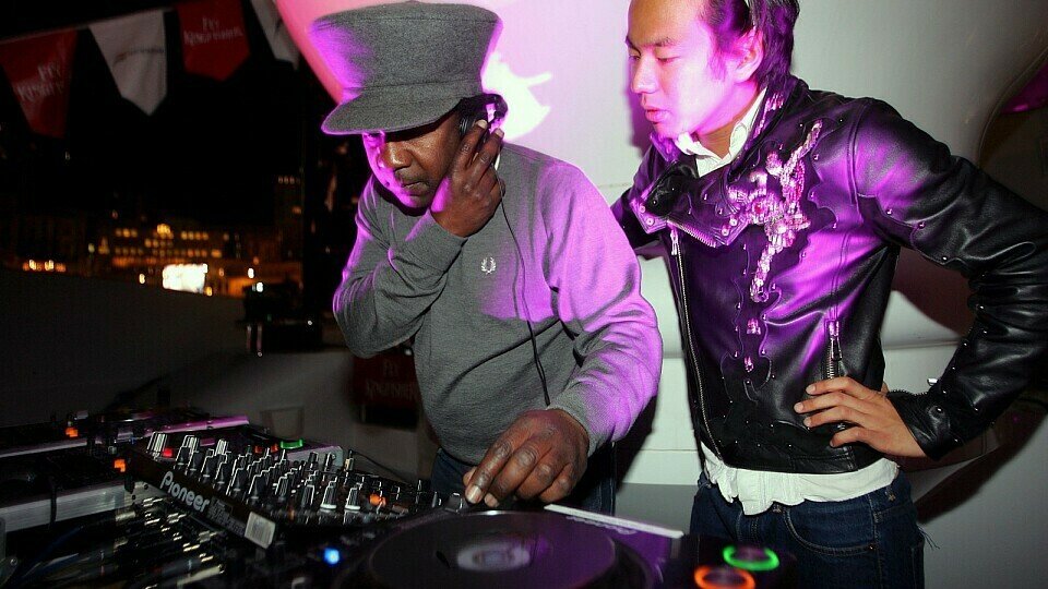 Sakon Yamamoto legt auch mal als DJ auf, Foto: Sutton
