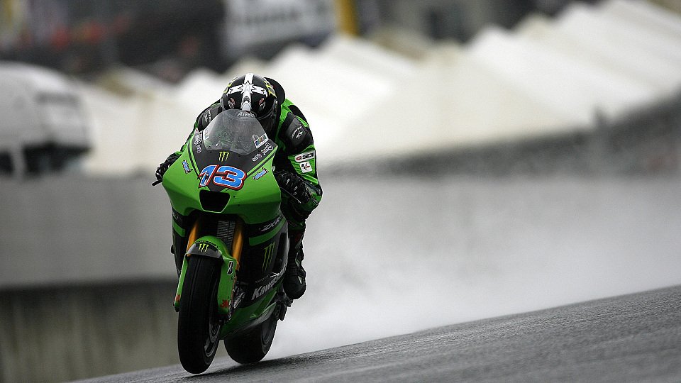 Der nasse Untergrund kam West entgegen, Foto: Kawasaki