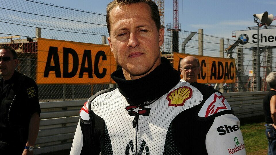 In der kommenden Saison wird Michael Schumacher oft in dieser Montur zu sehen sein., Foto: PanPhoto