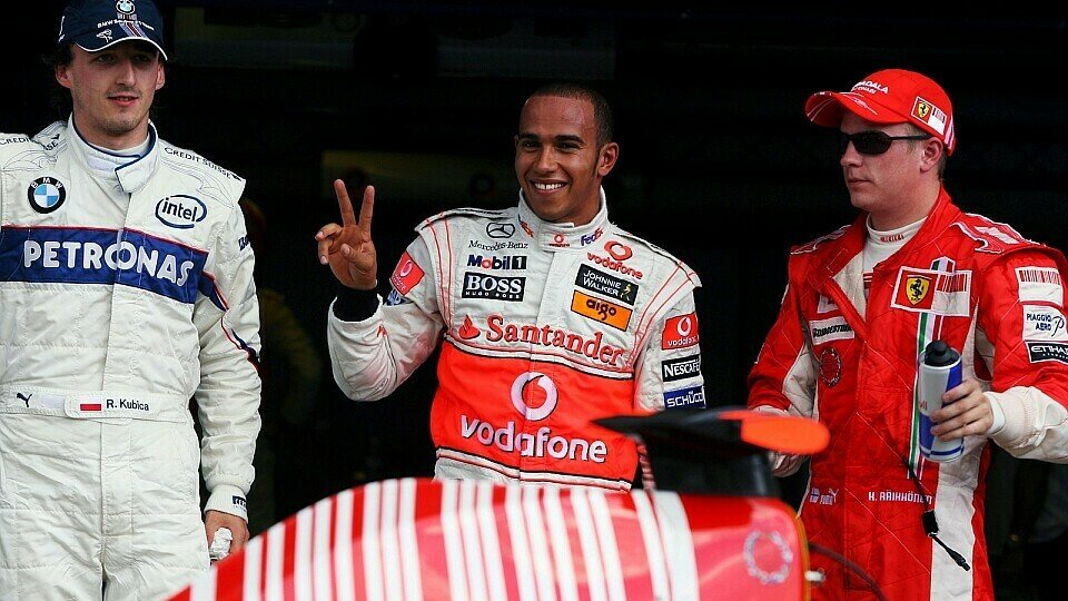 Lewis Hamilton musste sich anstrengen, um Robert Kubica und Kimi Räikkönen zu schlagen, Foto: Sutton