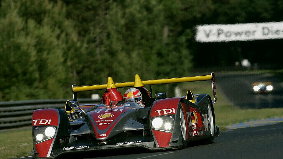 Allan McNish drehte einige Führungsrunden, Foto: Audi