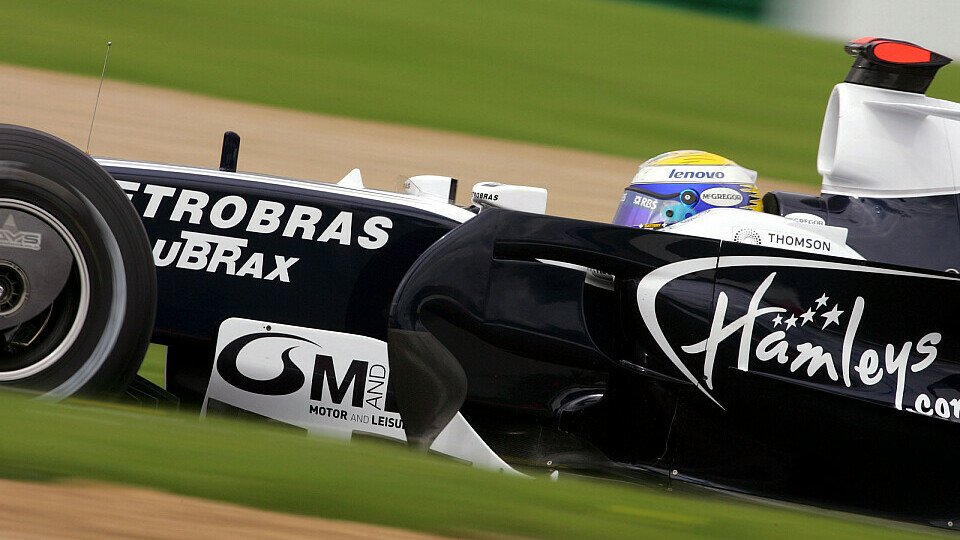 Nico Rosberg muss im Qualifying auf seine Rennstrategie achten, Foto: Sutton