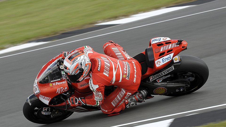 Marco Melandri gätte es gerne wieder trocken, Foto: Ducati