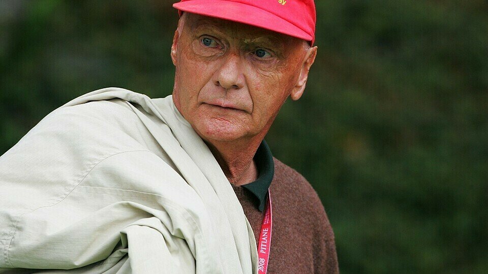 Kritik von Niki Lauda für späte Entscheidungen., Foto: Sutton