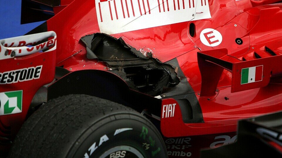 Kimis Ferrari wurde arg in Mitleidenschaft gezogen., Foto: Sutton