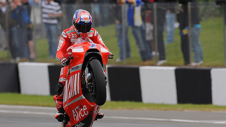 Casey Stoner will den Druck auf die Spitze aufrecht erhalten, Foto: Ducati