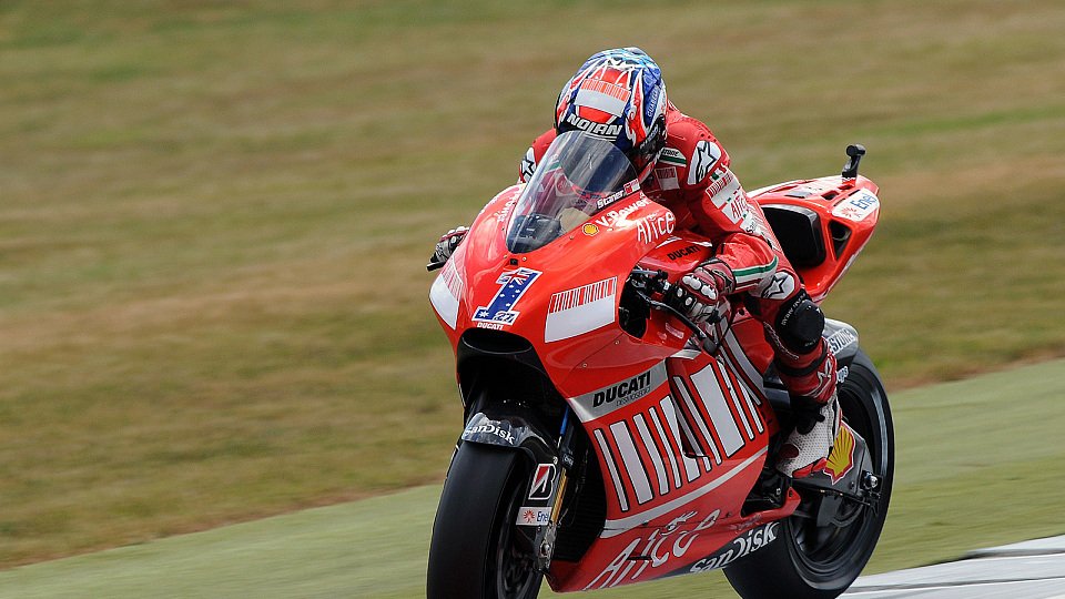 Casey Stoner gibt weiter Gas, Foto: Ducati