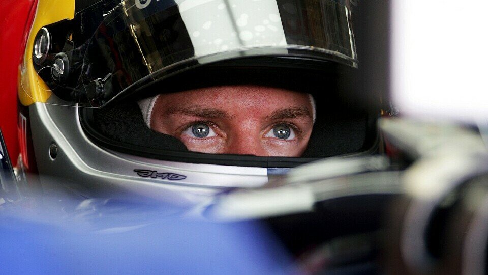 Sebastian Vettel hatte schnell Feierabend., Foto: Sutton