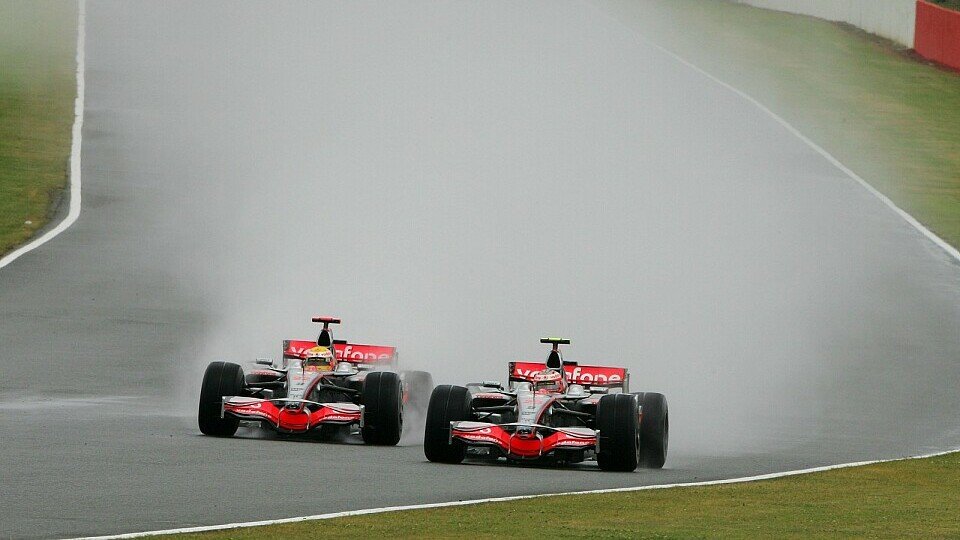 Ein starkes Duo: Lewis Hamilton und Heikki Kovalainen., Foto: Sutton