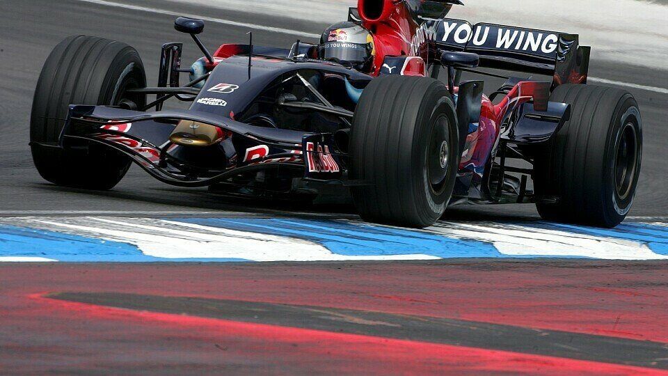 Sebastian Vettel hatte einen guten Testtag., Foto: Sutton