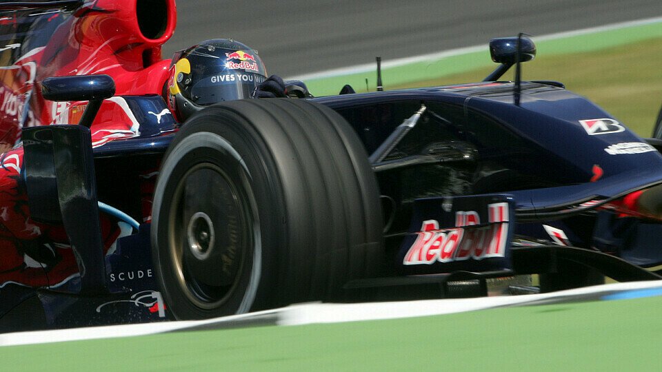 Vettel wechselt das Team - von Toro Rosso zu Red Bull., Foto: Patching/Sutton