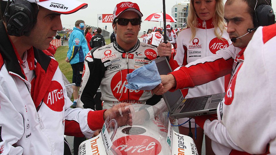 Toni Elias hat Jorge Martinez doch überrascht, Foto: Alice Team