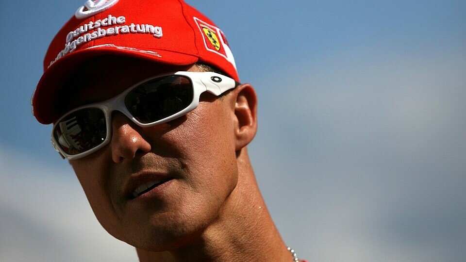 Schumacher wirbt für Straßensicherheit, Foto: Sutton
