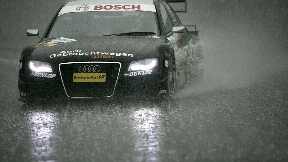 Auch Timo Scheider kämpfte sich durch die Fluten, Foto: DTM