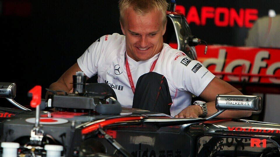 Heikki Kovalainen möchte das Cockpit nicht mehr räumen., Foto: Sutton