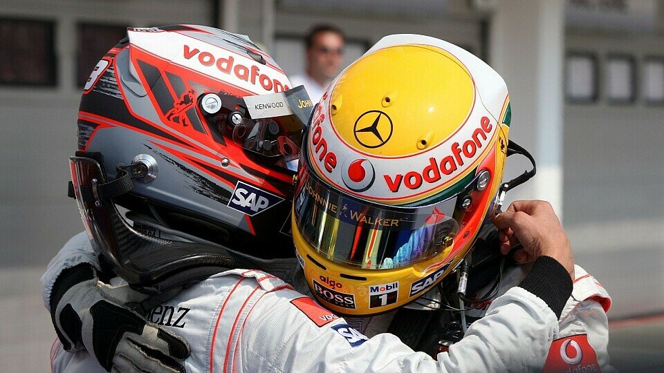 Ein starkes Team: Heikki Kovalainen und Lewis Hamilton., Foto: Sutton