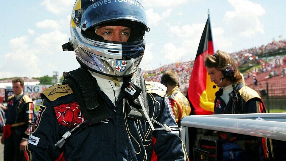 Vettels Rennen war früh zu Ende., Foto: Sutton