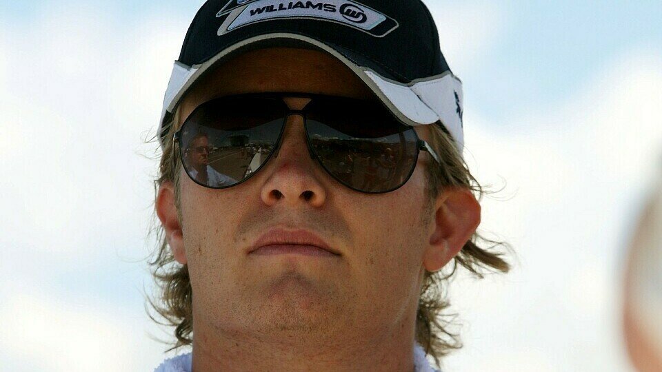Nico Rosberg rechnet sich einiges aus, Foto: Sutton