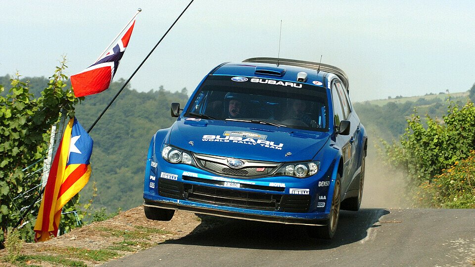 Bei Subaru geht es eng zu: Bei der Rallye Deutschland hatte Solberg knapp die Nase vorne im Duell mit seinem Teamkollegen., Foto: Sutton
