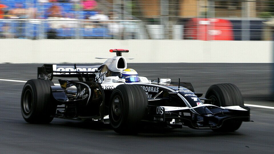 Nico Rosberg hatte eine Schrecksekunde zu überstehen., Foto: Sutton