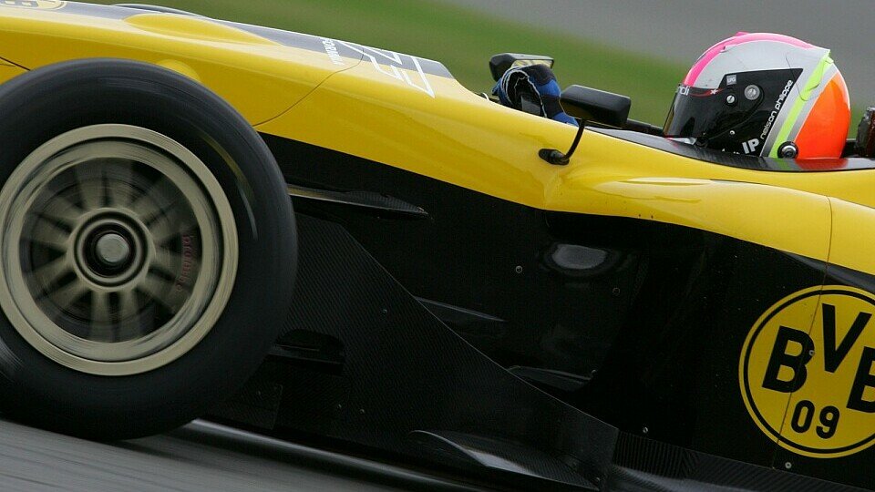 Auch der BVB mischt in der Superleague Formula mit., Foto: Patching/Sutton 