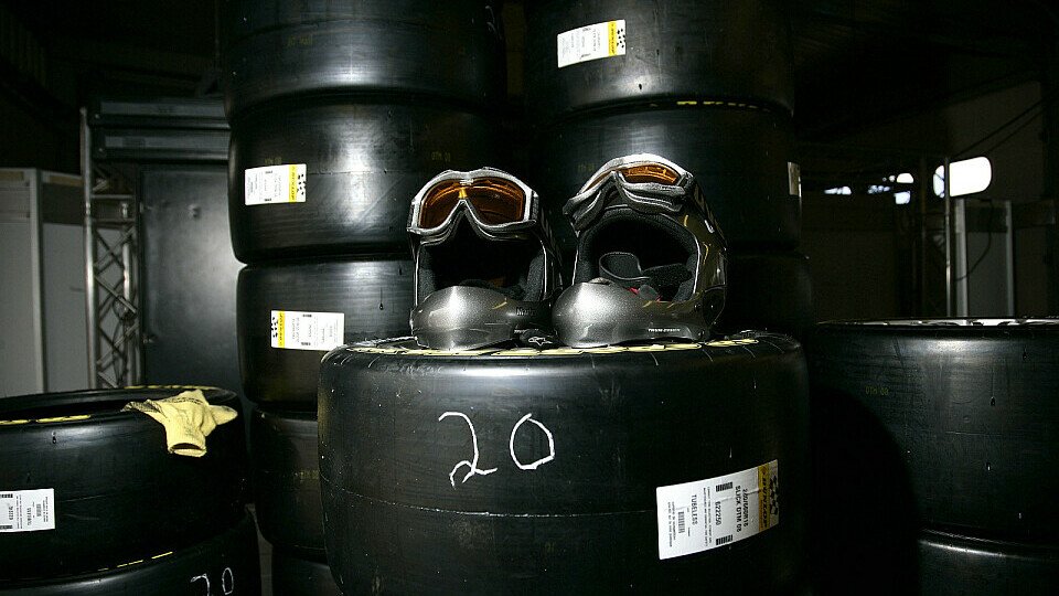 Das schwarze Gold verbindet Autos und Asphalt, Foto: Audi