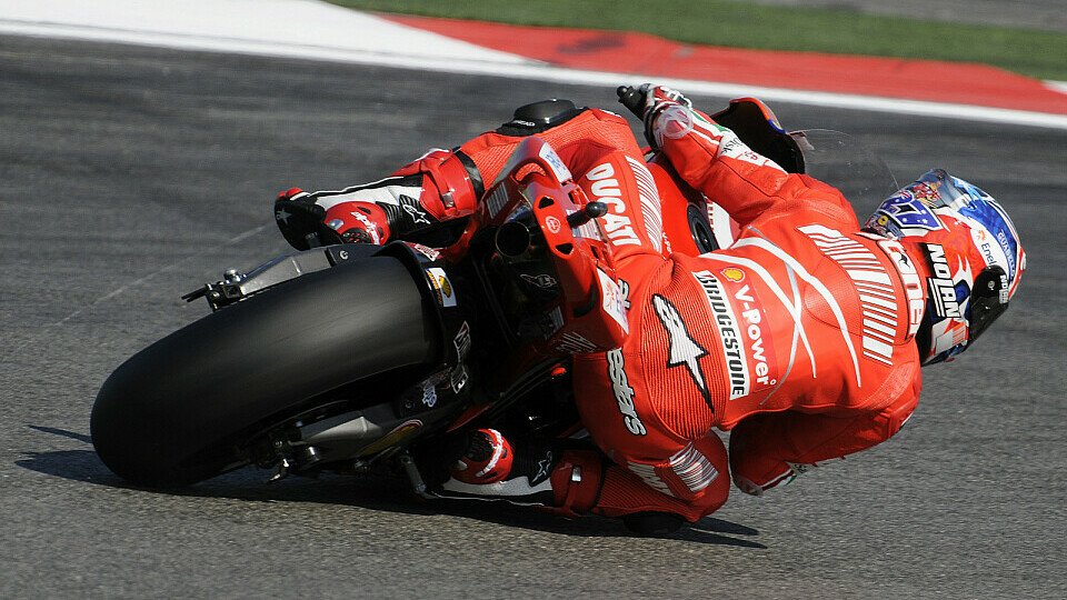 Casey Stoner kämpfte nicht nur gegen Valentino Rossi, Foto: Ducati