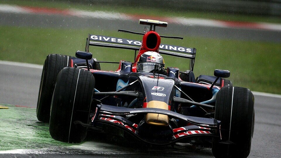 Sebastian Vettel steht auf der Pole., Foto: Sutton