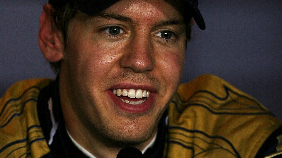 Vettel hatte allen Grund zum Grinsen., Foto: Sutton