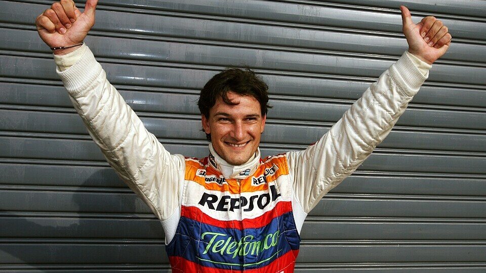 Giorgio Pantano fehlen Kilometer in einem neuen Auto, Foto: Sutton