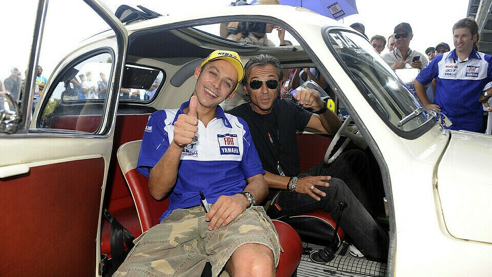 Valentino Rossi ist guter Dinge, Foto: Yamaha