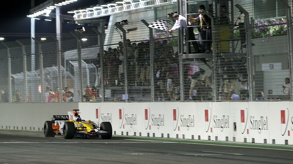 Fernando Alonso hat seine Pläne nicht geändert, Foto: Sutton