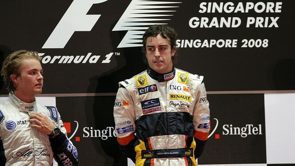 In Singapur stand Nico Rosberg eine Stufe unter Fernando Alonso, Foto: Sutton