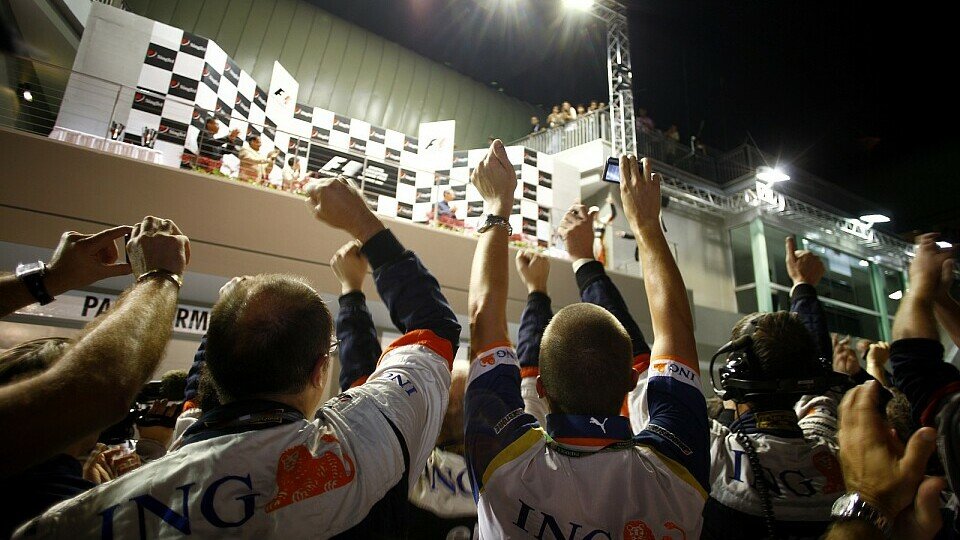 Renault möchte wieder jubeln., Foto: RenaultF1 Renault möchte wieder jubeln., Foto: RenaultF1