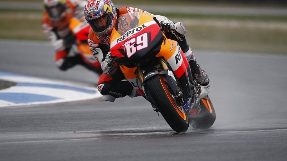 Den Noch-Teamkollegen würde er gerne hinter sich lassen, Foto: Honda