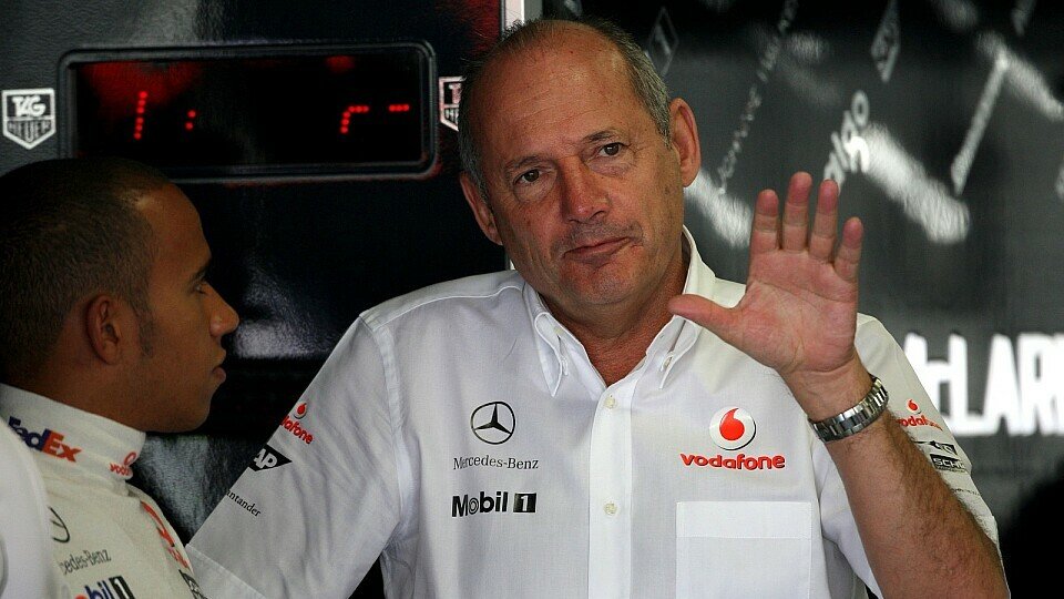 Ron Dennis wird sein McLaren Zepter abgeben, Foto: Sutton