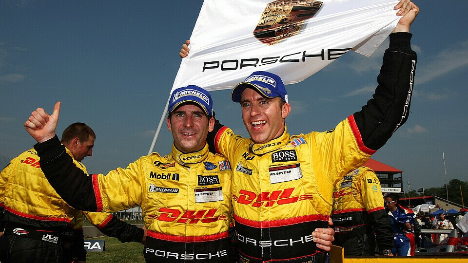 Timo Bernhard & Romain Dumas sicherten die Titel., Foto: Porsche