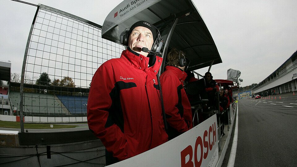 Dr. Wolfgang Ullrich sieht alle Chancen für Timo Scheider., Foto: Audi