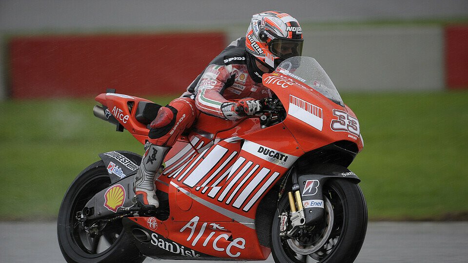 Im Nassen war es noch halbwegs gelaufen, Foto: Ducati