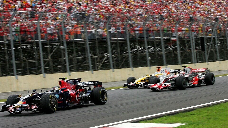 Sebastian Vettel gab Gas, Foto: Sutton