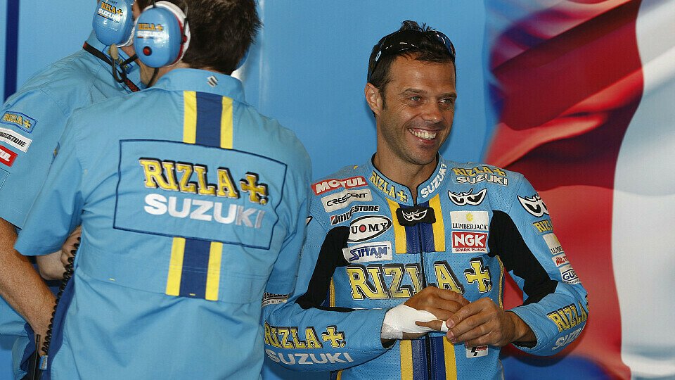 Loris Capirossi hat gut Lachen, Foto: Sutton Loris Capirossi hat gut Lachen, Foto: Sutton