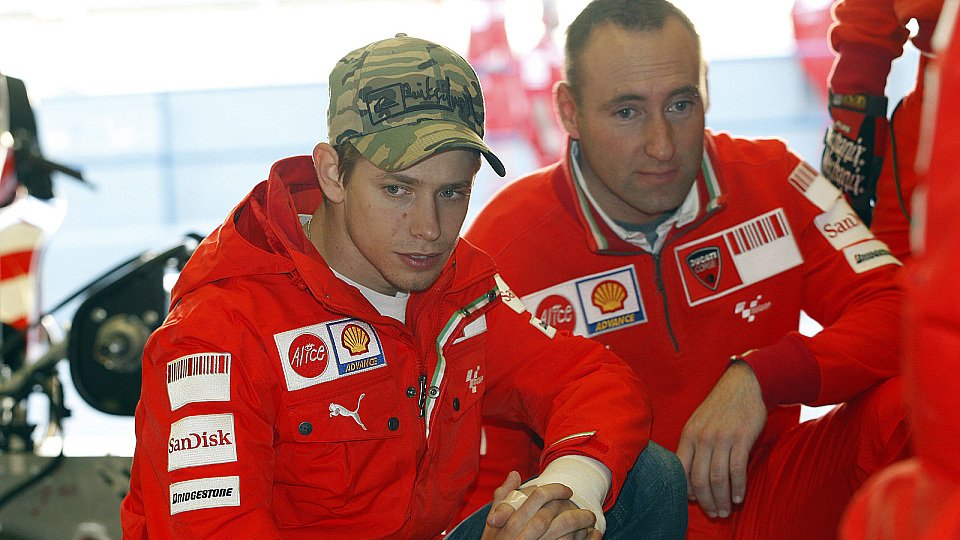 Casey Stoner versteht seine Handgelenksprobleme nicht ganz, Foto: Ducati