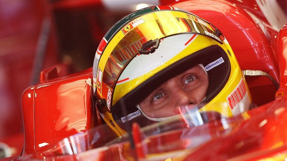 Luca Badoer ersetzt Felipe Massa bis zu dessen Rückkehr., Foto: Hartley/Sutton