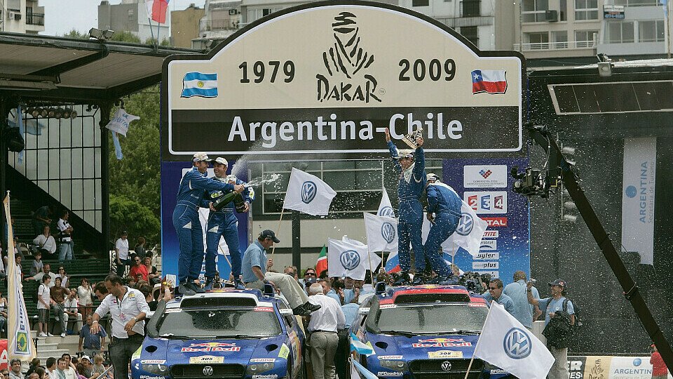 Auch 2010 will Volkswagen den Triumph bei der Rallye Dakar., Foto: Volkswagen Motorsport