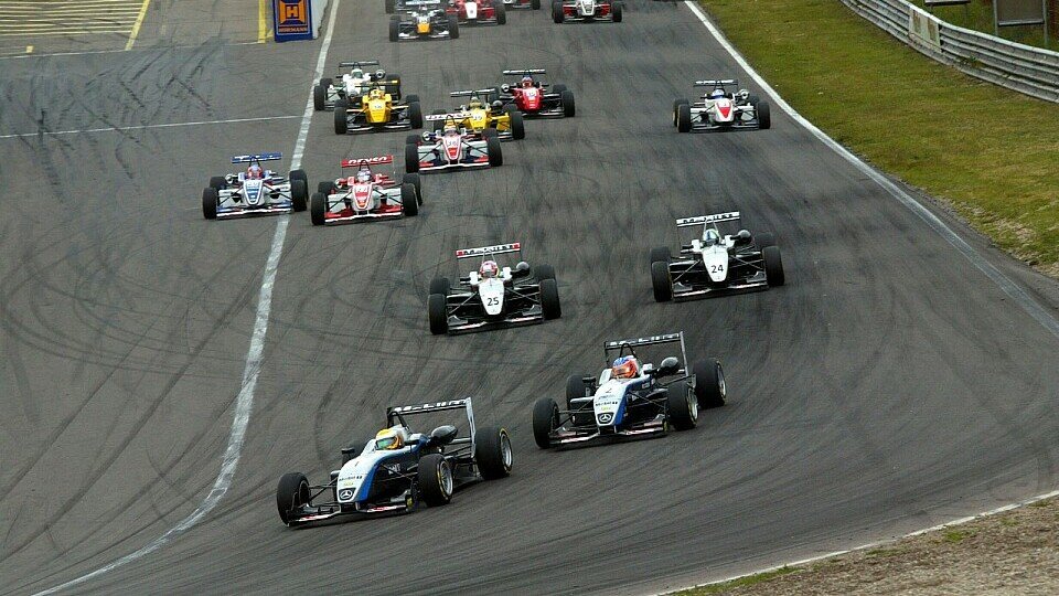 Auch Lewis Hamiton (vorne) war in Zandvoort schon erfolgreich, Foto: Hartley/Sutton Auch Lewis Hamiton (vorne) war in Zandvoort schon erfolgreich, Foto: Hartley/Sutton