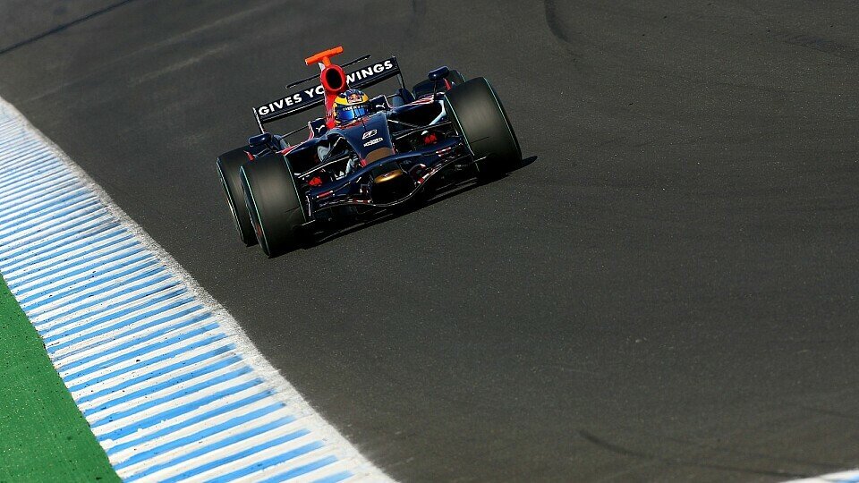 Sébastien Bourdais ergatterte nach langem Zittern ein Cockpit bei Toro Rosso, Foto: Moy/Sutton