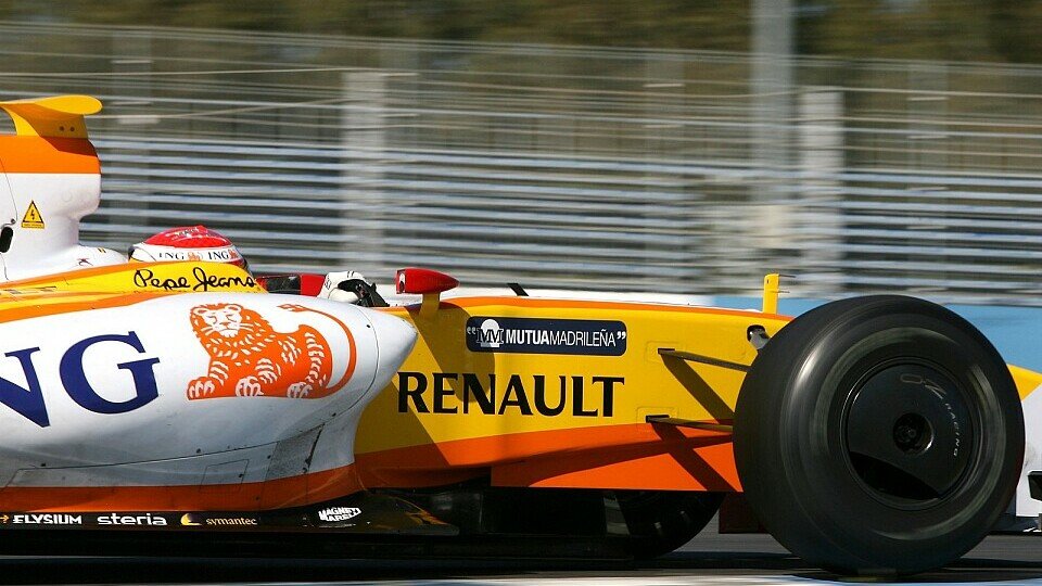 Renault kommt nur langsam in Fahrt., Foto: Moy/Sutton